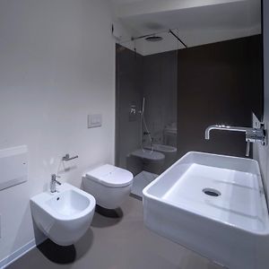 Camera standard con letto king size